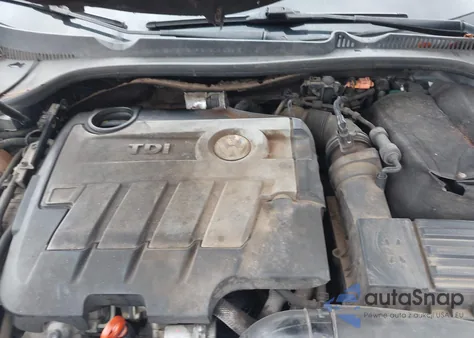 2010 Volkswagen Jetta Tdi Cup Edition z USA, uszkodzony, nr VIN 3VWHL7AJ6AM087084